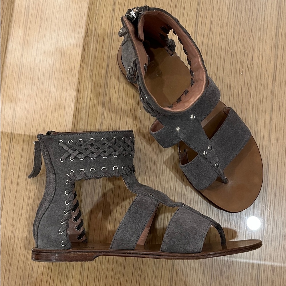 VGUC IRO Evy Gladiator suede sandals in bronze with back zip made in Spain